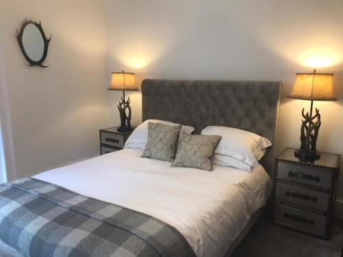 Doull Bedroom