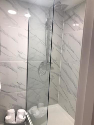 Shearer En-Suite